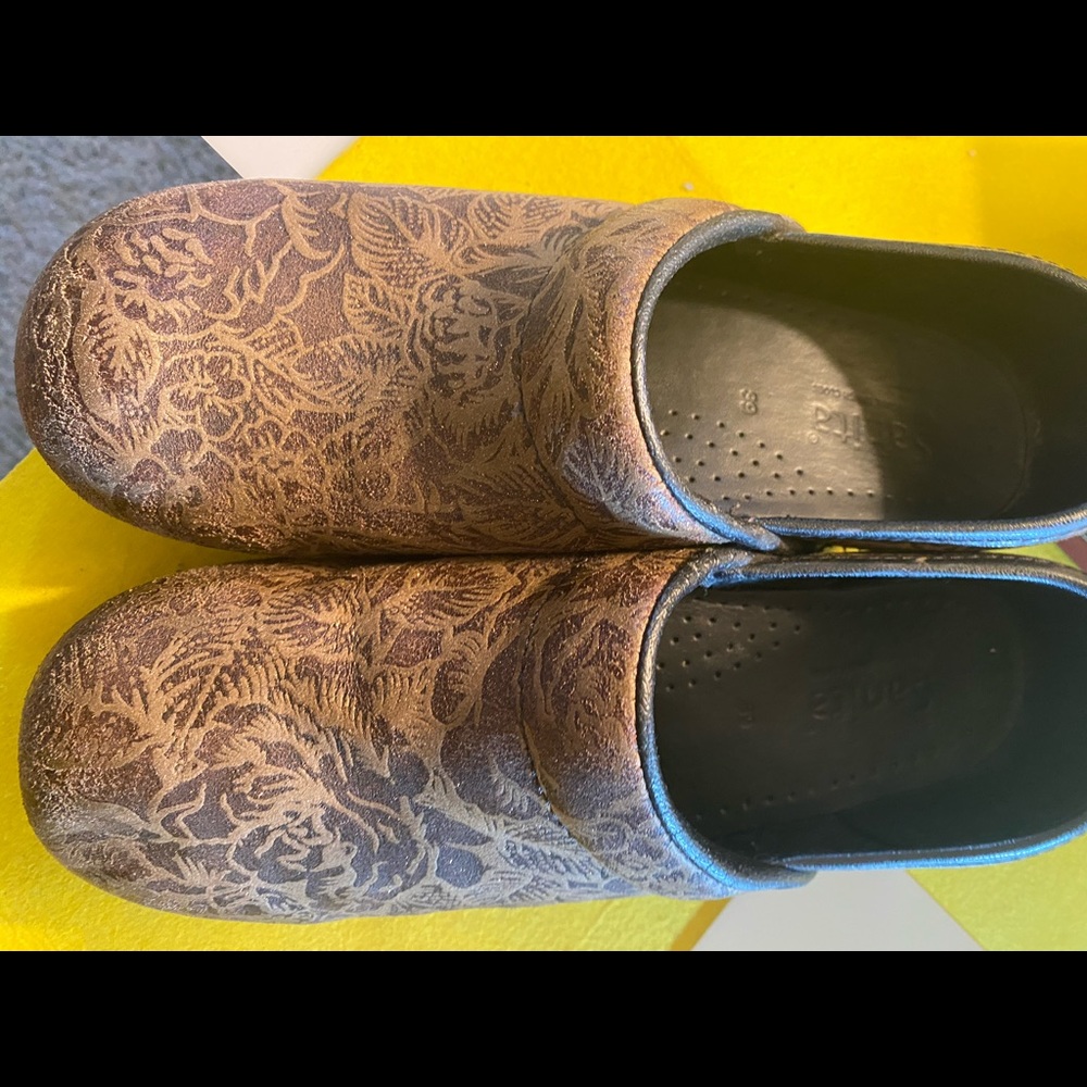 Sanita Clogs